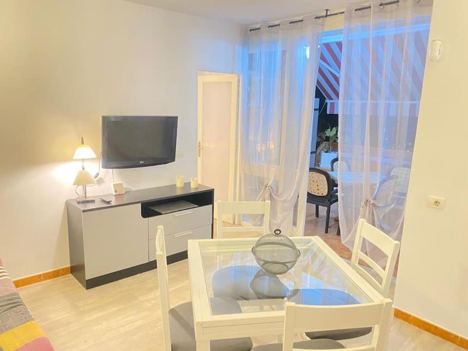 Lovely Apartment With Pool Costa Del Silencio Exteriör bild
