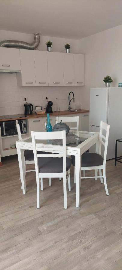 Lovely Apartment With Pool Costa Del Silencio Exteriör bild